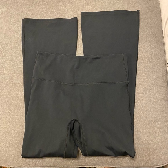 All in Motion Sculpt Brushed High Waisted Flared Leggings in Black - Picture 3 of 6